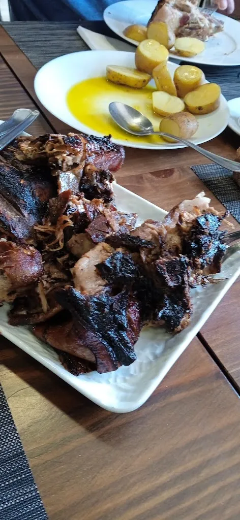 Mónica PR_Taberna CASA GIAO_Viñegra de Moraña_review