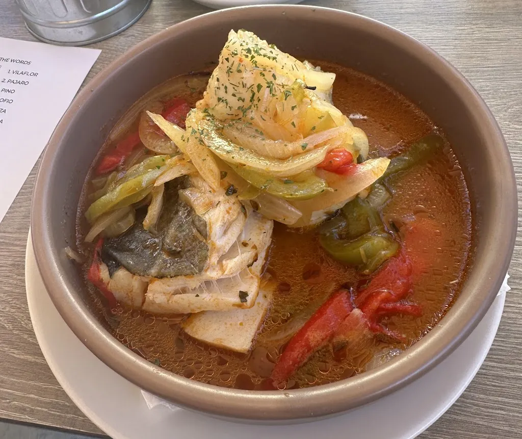 Lenuš Čillíková_Los Cipreses de La Casa Inglesa_Villaflor_review