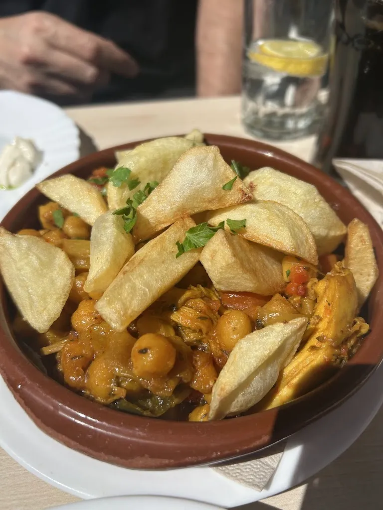 Restaurante Fuente Hermano Pedro_Villaflor_slider_image_3