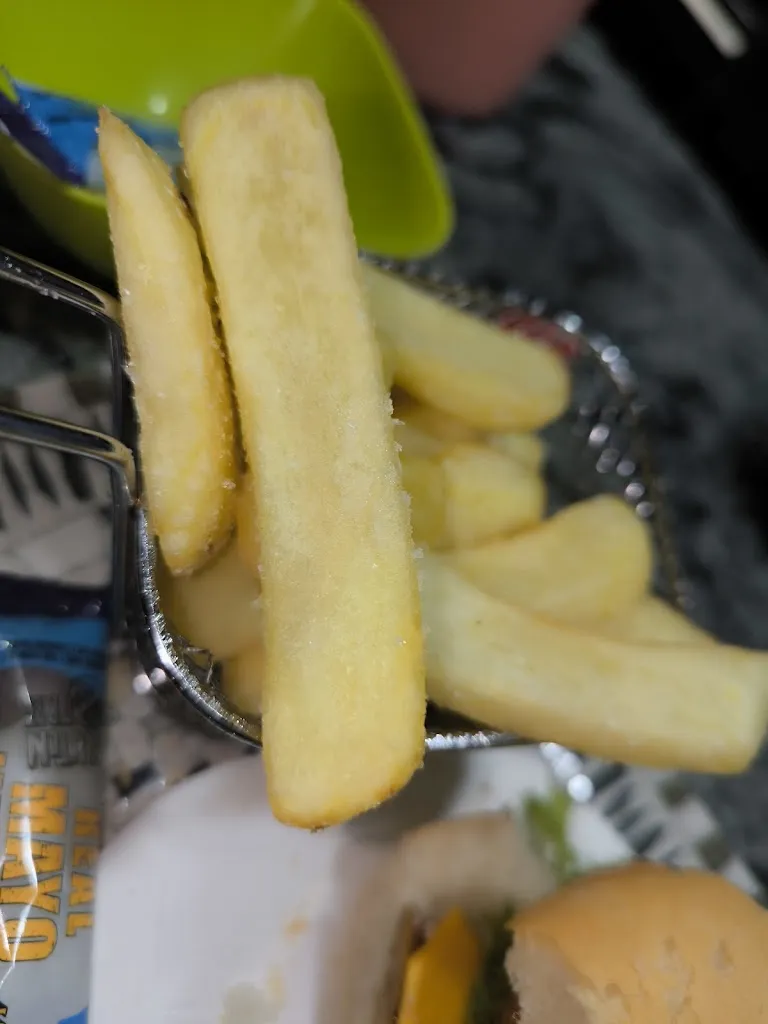 Ana HD_Bar restaurante Los Olivos_Ahillones_review