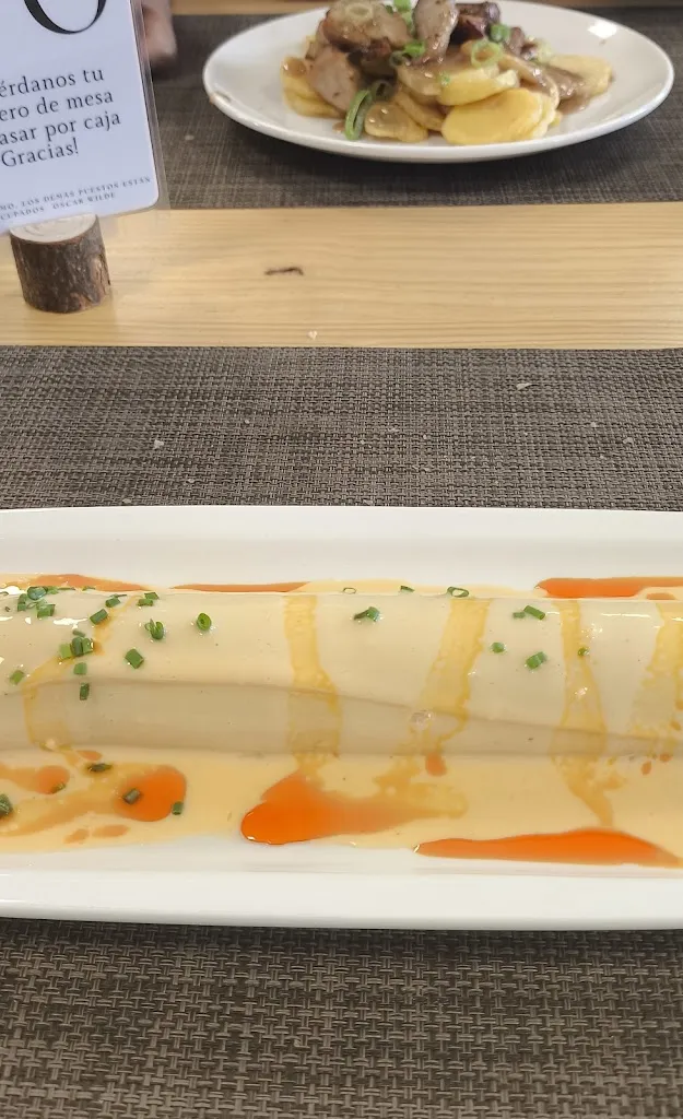 Jaime Paz_Casa Perucho_Culleredo_review