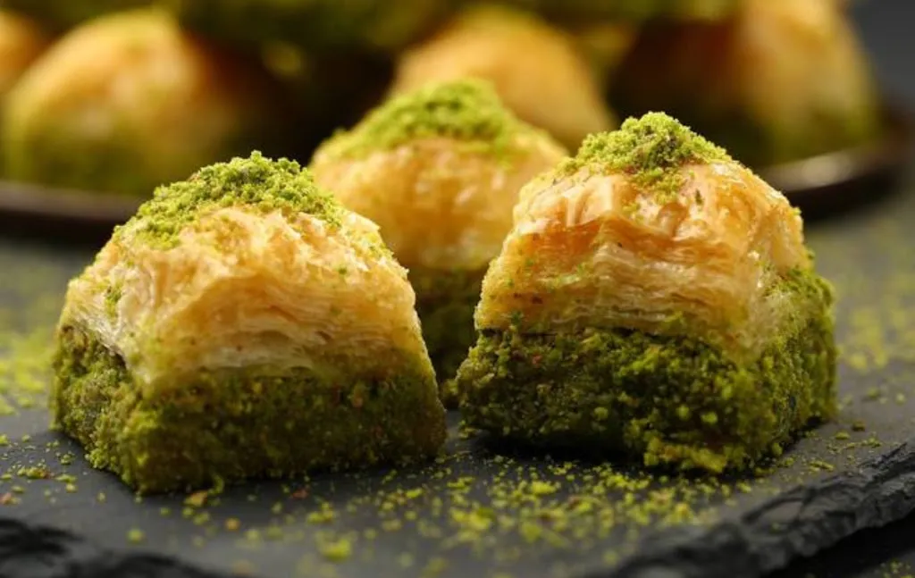 Menu_Vira Vira. The Gyro’s - Street Food_Vita_image_5