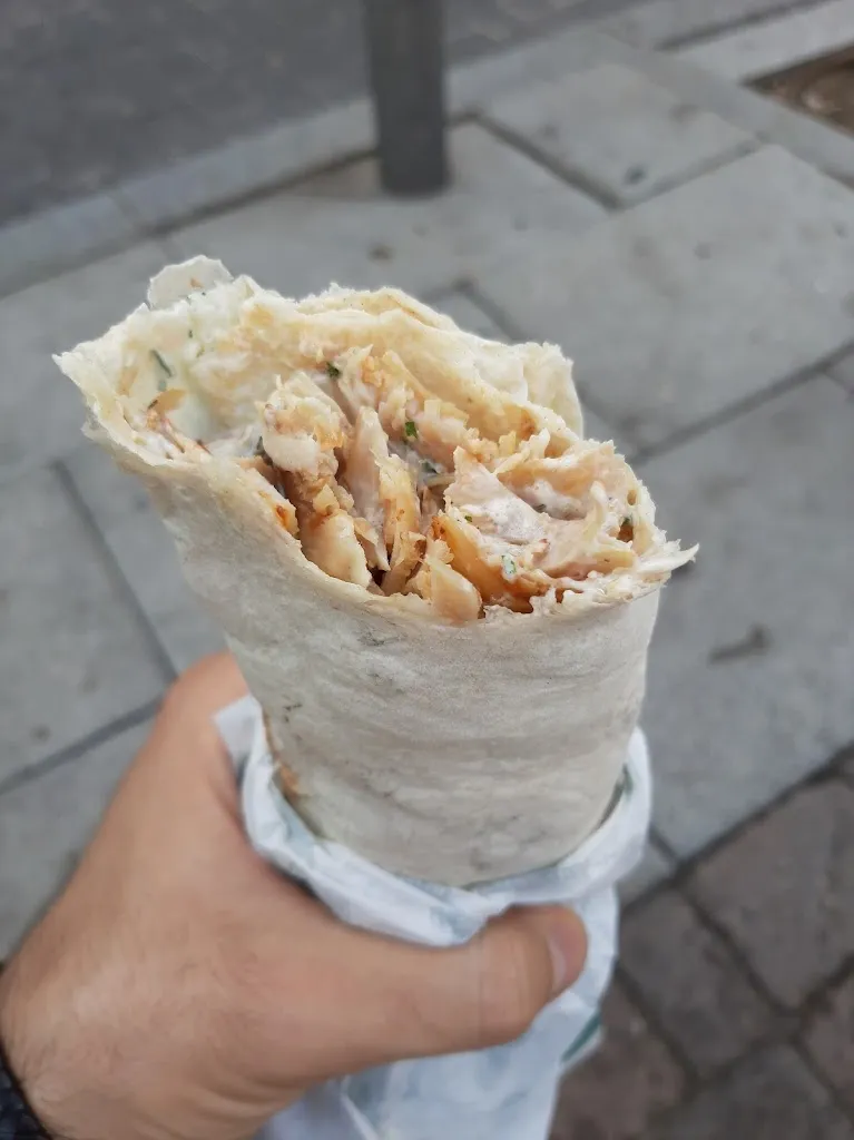 Menu_Vira Vira. The Gyro’s - Street Food_Vita_image_9