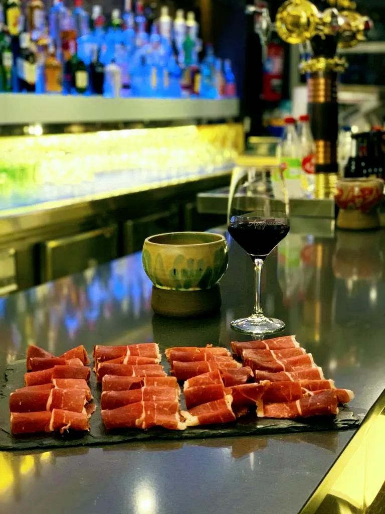 Apapache's Bar Tapas & Raciones_Culleredo_slider_image_2