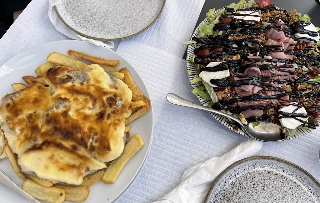 Ana Victoria Pérez Cintado_Bar Don Quijote_Albuera La_review