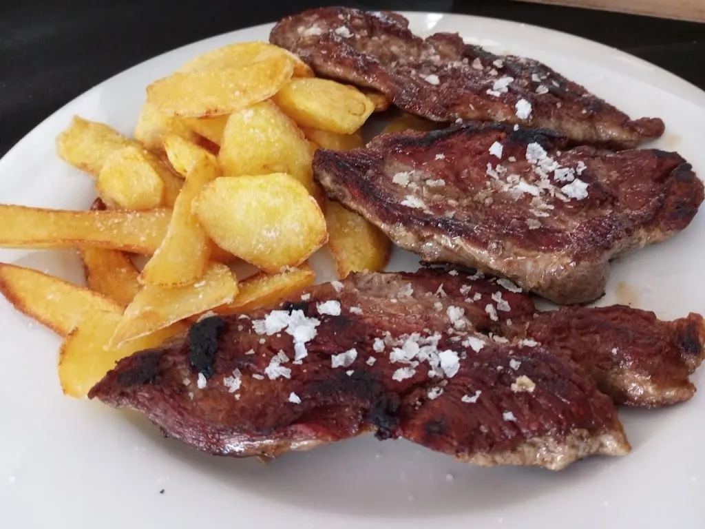 Alqantara plaza bar_Aljucén_slider_image_2