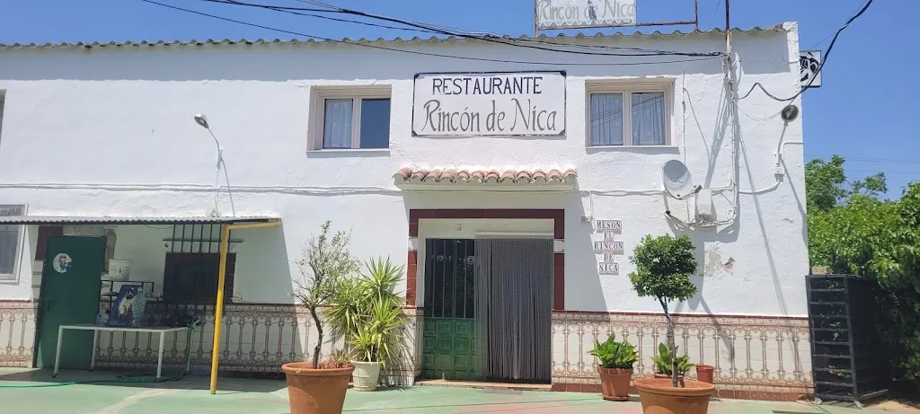 Restaurante El Rincón de Nica_Aljucén_slider_image_1