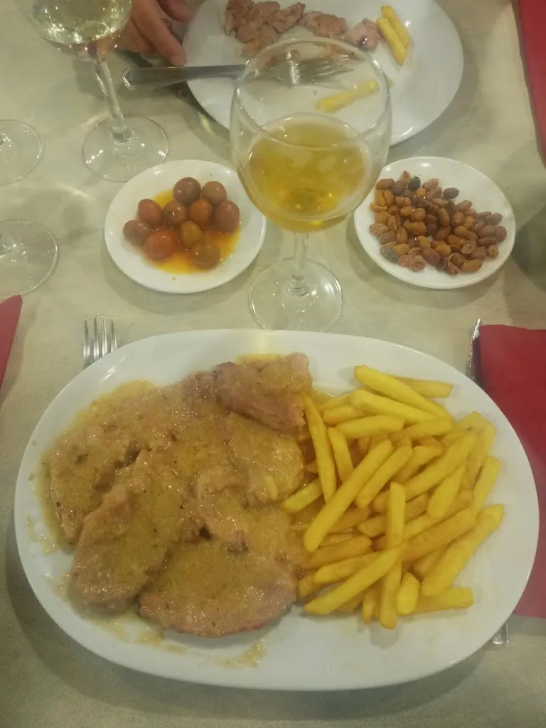 Josefa Roman Sanchez_Restaurante Asador Los Cabezones (Restaurán Los Cabezones)_Aceuchal_review