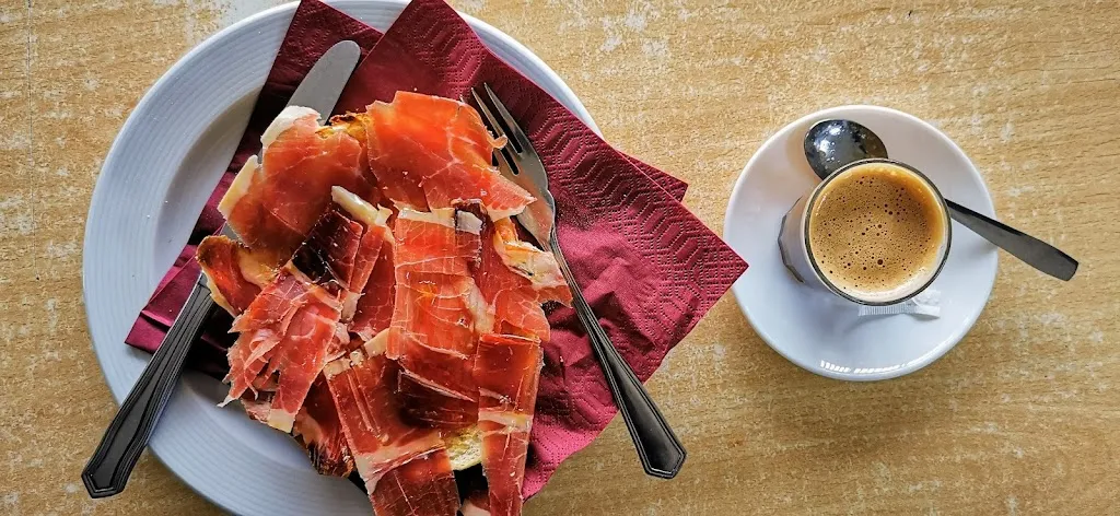 Restaurante Asador Los Cabezones (Restaurán Los Cabezones)_Aceuchal_slider_image_2