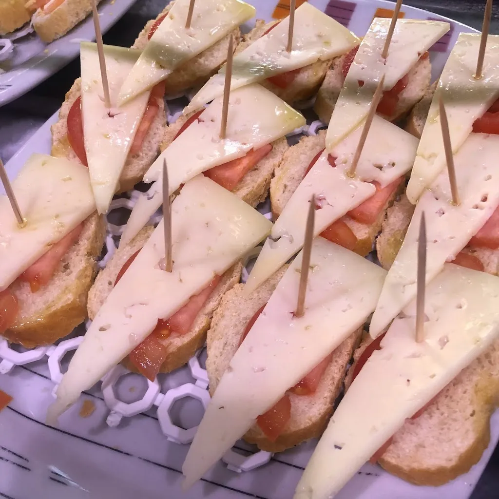 La Esquinita Carabanchel_Aceuchal_slider_image_3