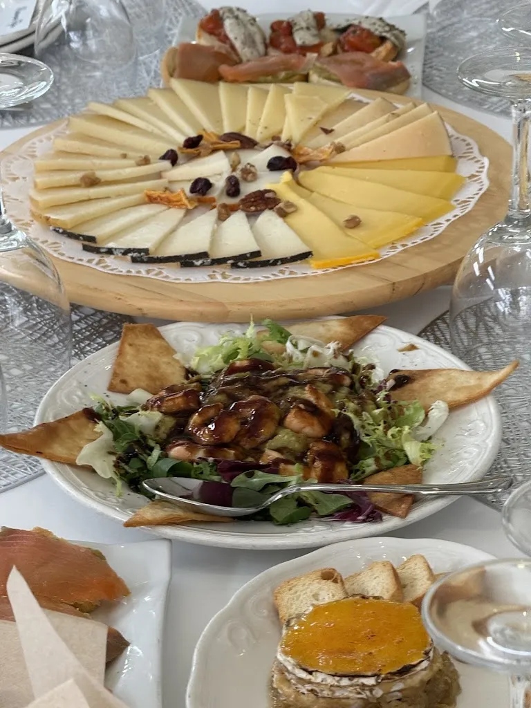 Restaurante Frijon_Aceuchal_slider_image_2