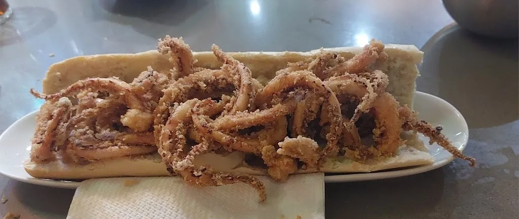 Juan Pedro Guillermo Rodriguez_Cafetería Jamaica_Aceuchal_review