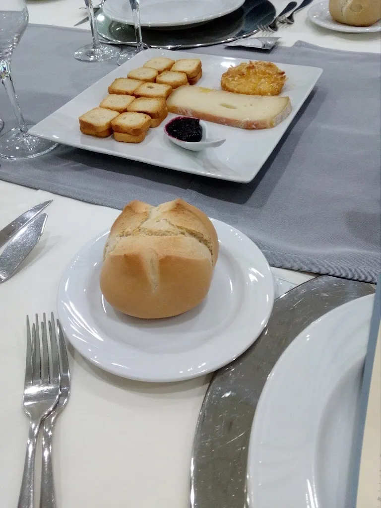 Google Food_Salones Martínez Fernández_Aceuchal_recensione