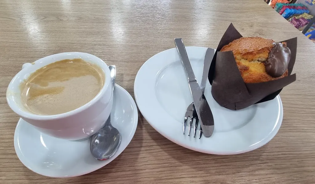 Jose Maria Violero Muñoz_Cafestore La Atalaya-M-50 Exterior_Atalaya_review