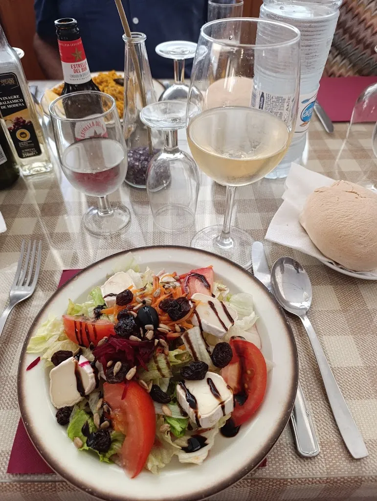 Laura Jaramillo Mazo_Restaurante El Cruce_Arroyo de San Serván_review
