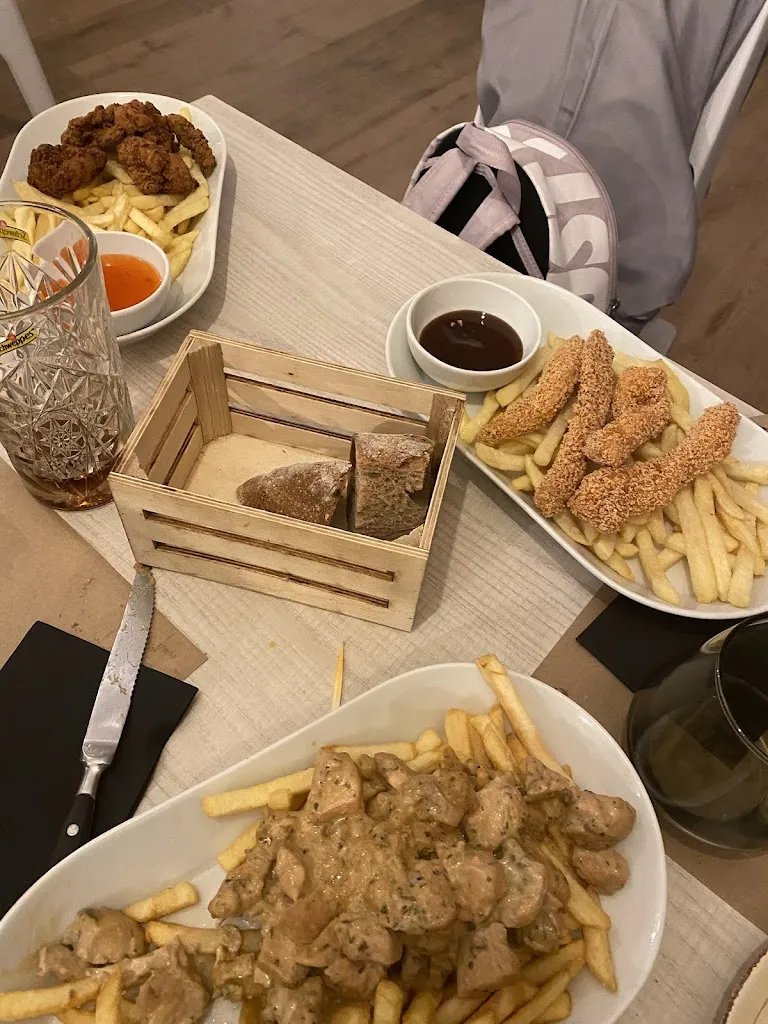 Virginia Amado_O Refuxio Do Moucho_Culleredo_review