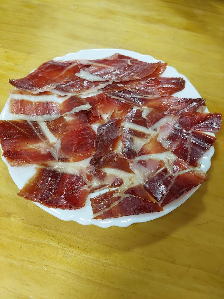 Di Pereira_Raciones en Almendralejo Mesón Pata Negra_Almendralejo_review