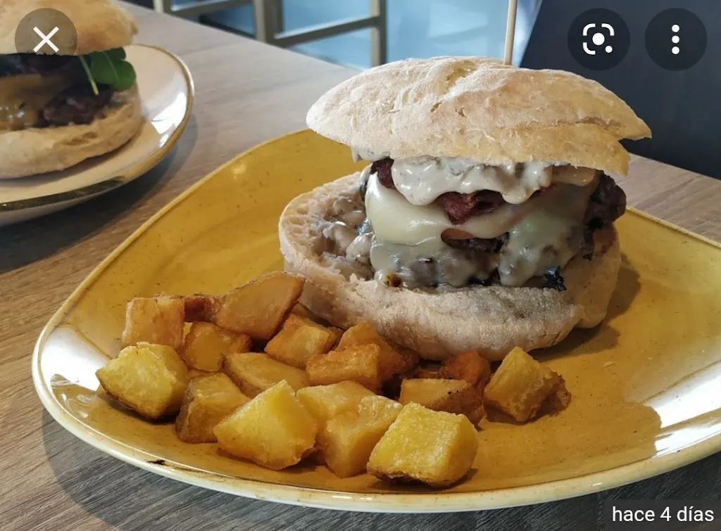 Carnivale Burger_Culleredo_slider_image_3