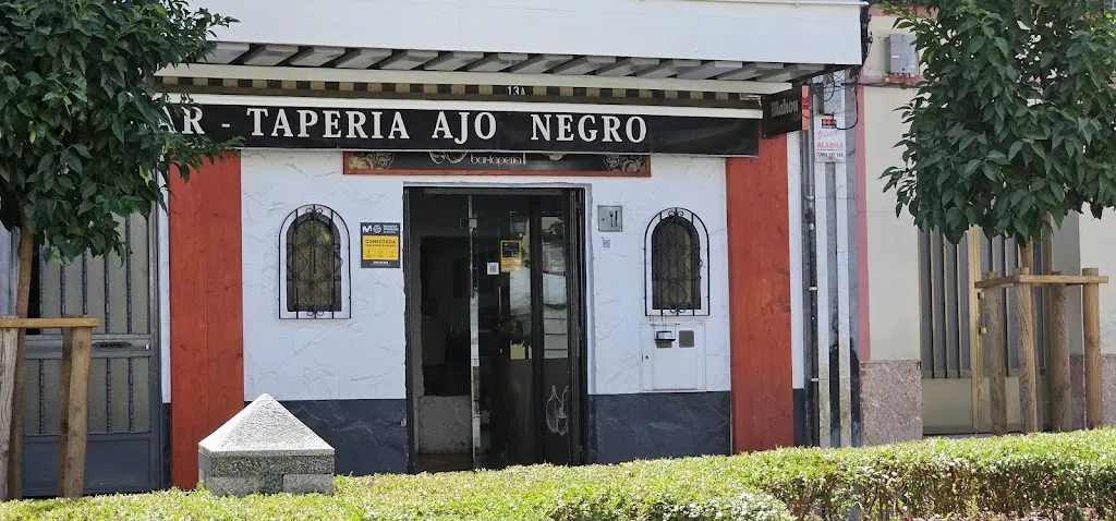 Bar Tapería Ajonegro_Badajoz_slider_image_1