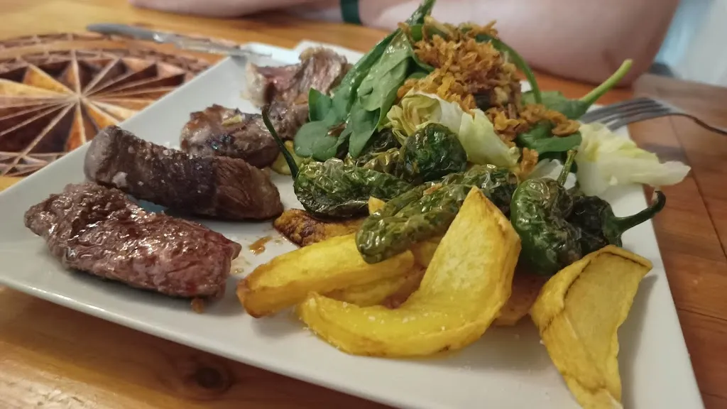 Bar Tapería Ajonegro_Badajoz_slider_image_3