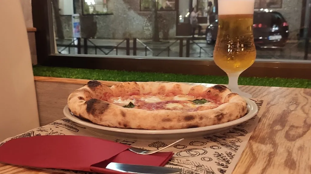 Burning Pizzeria_Azuaga_slider_image_3