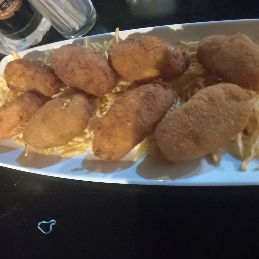 Luna Lunera_Hostal - Restaurante CASA ARIA_Burguillos del Cerro_review