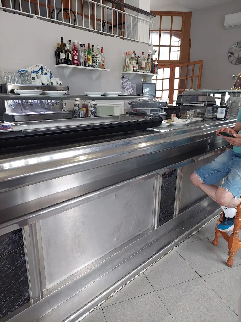 Guillermo Fernandez_Hostal - Restaurante CASA ARIA_Burguillos del Cerro_review