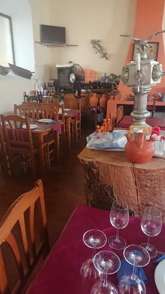 Mesón Las Tablas Comida Casera_Burguillos del Cerro_slider_image_2