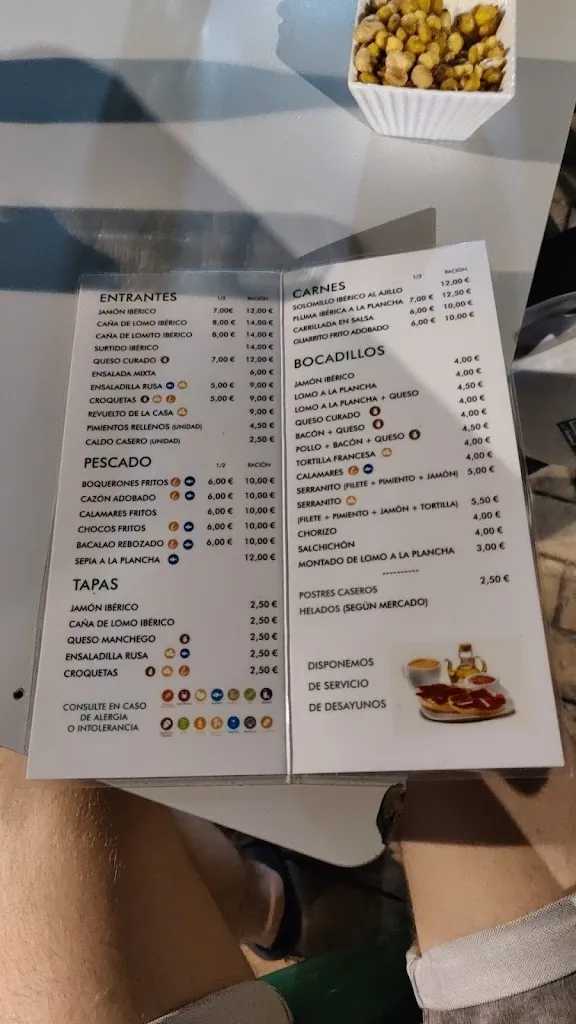 Menu_Bar los reales_Burguillos del Cerro_image_1