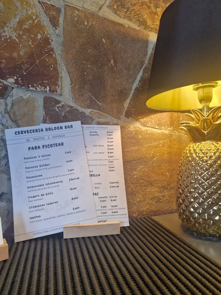 mundo fresi_Cerveceria Golden Bar_Culleredo_review