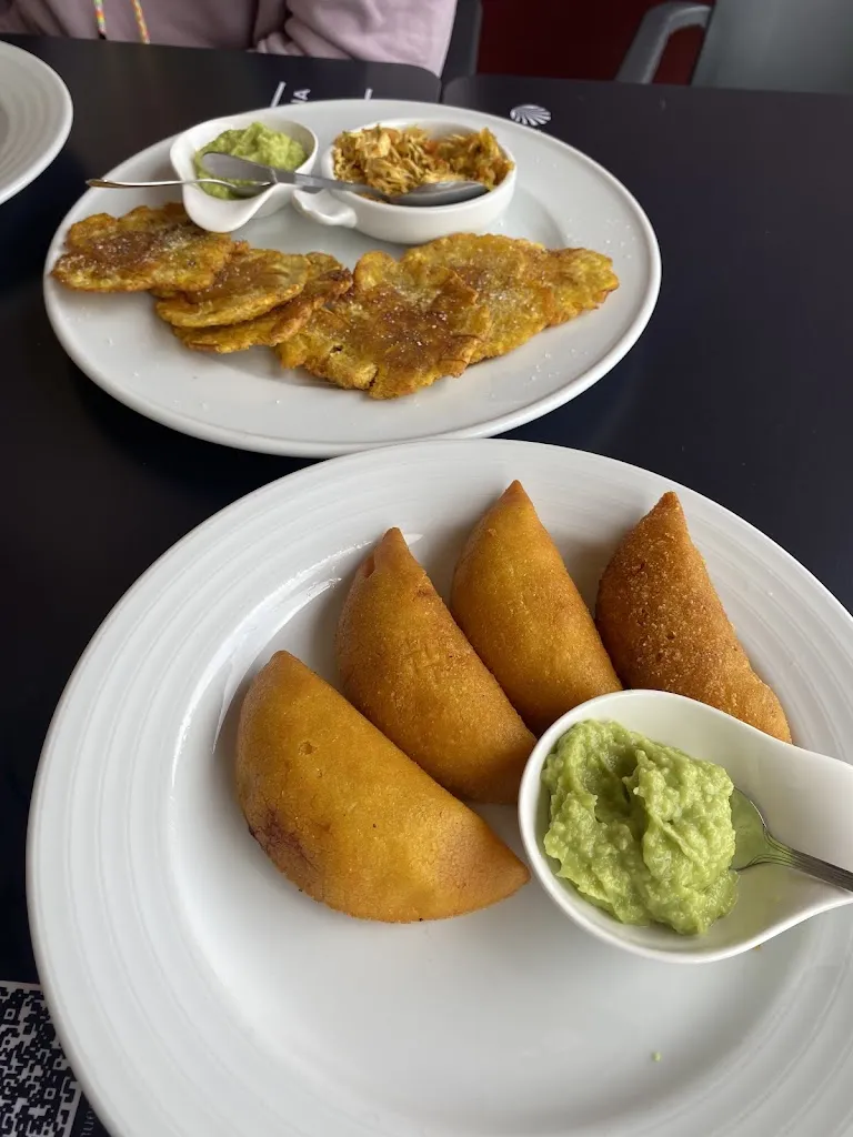 Cerveceria Golden Bar_Culleredo_slider_image_3