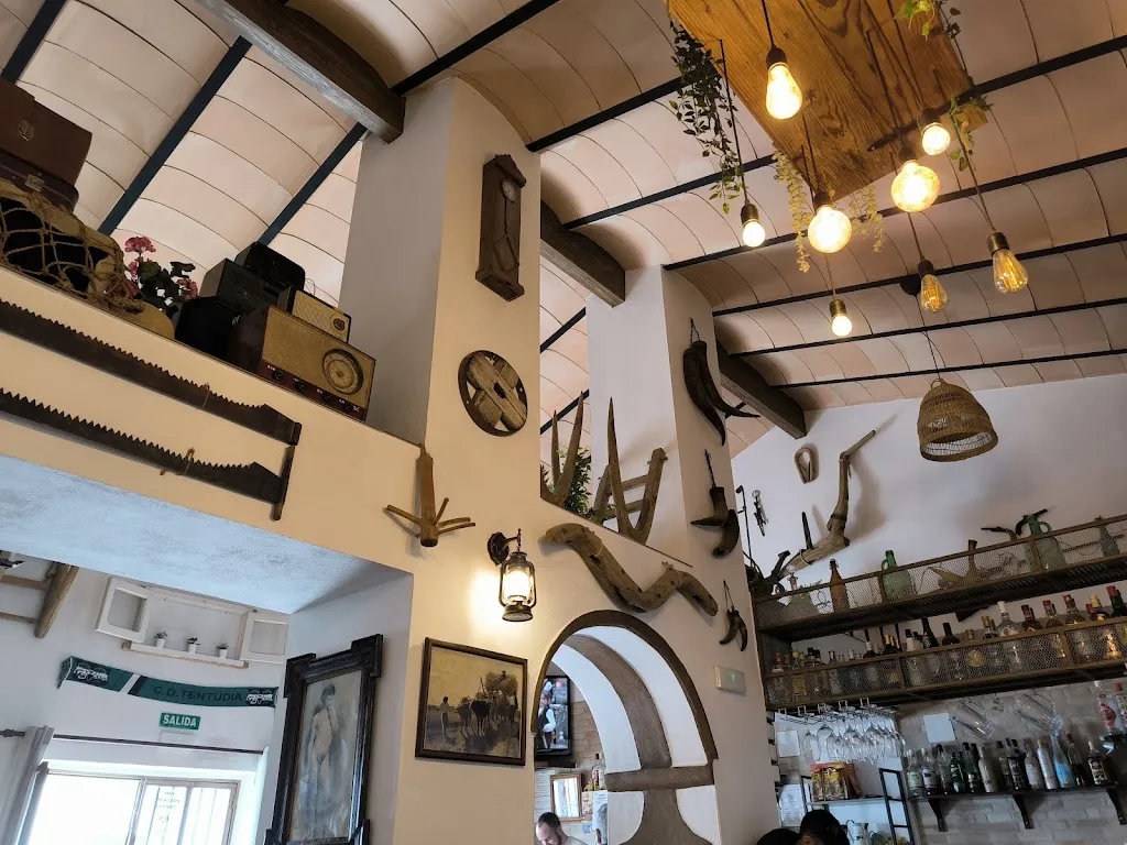 Manuel Perez Sanchez_Mesón Extremadura_Calera de León_review