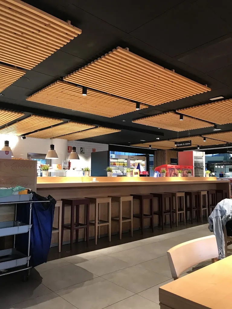 Ishita Uppal_La Pausa_Culleredo_review