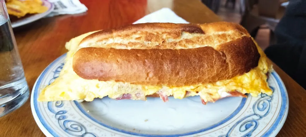 Alejandro Manchon_Bar Restaurante Recucho_Campillo de Llerena_review