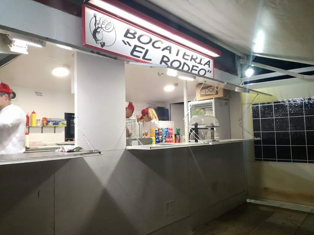 EL RODEO BAGUETERIA HAMBURGUESERIA restaurant in Campillo de Llerena