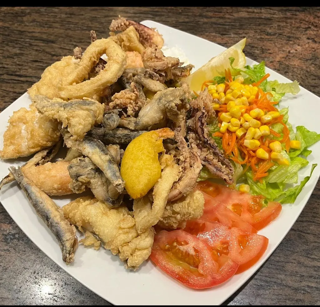 Restaurante Almirel_Cabeza del Buey_slider_image_3