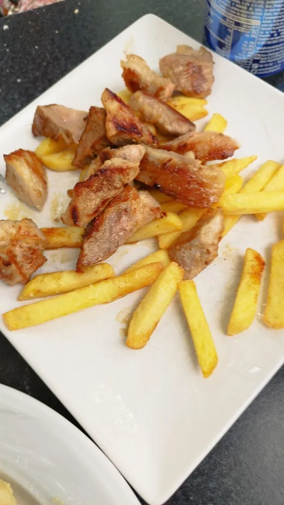 Luis León_Bar la Cuña_Cabeza del Buey_review