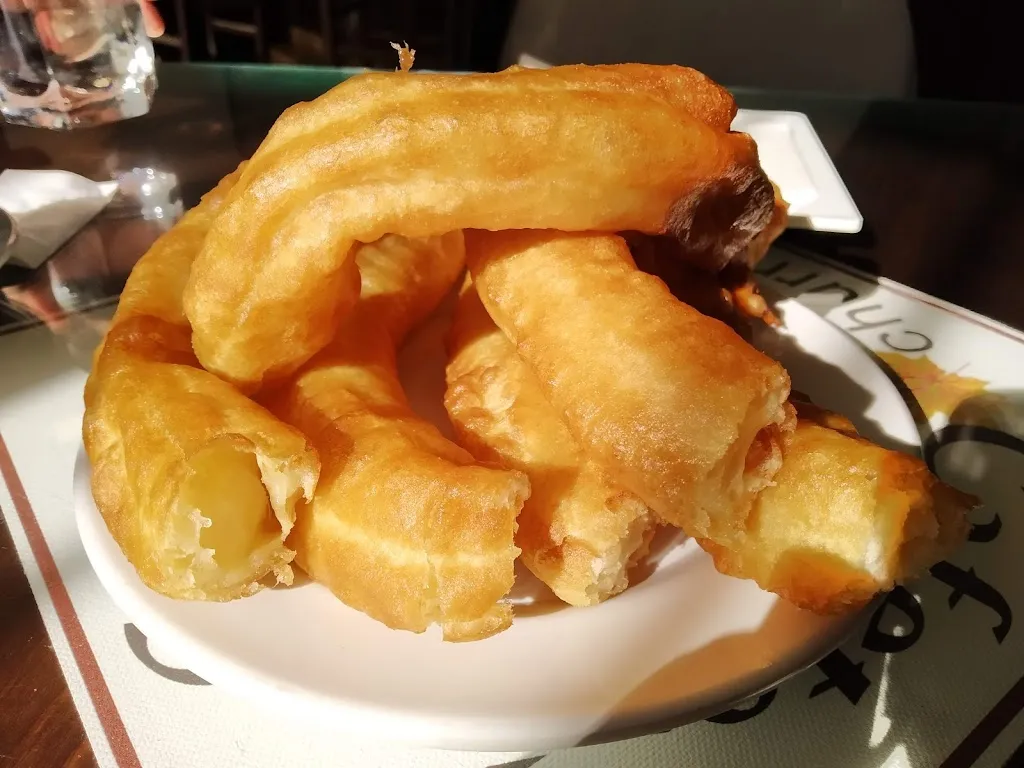 Mont_1977_Churreria Cafeteria Gante_Cabeza del Buey_review