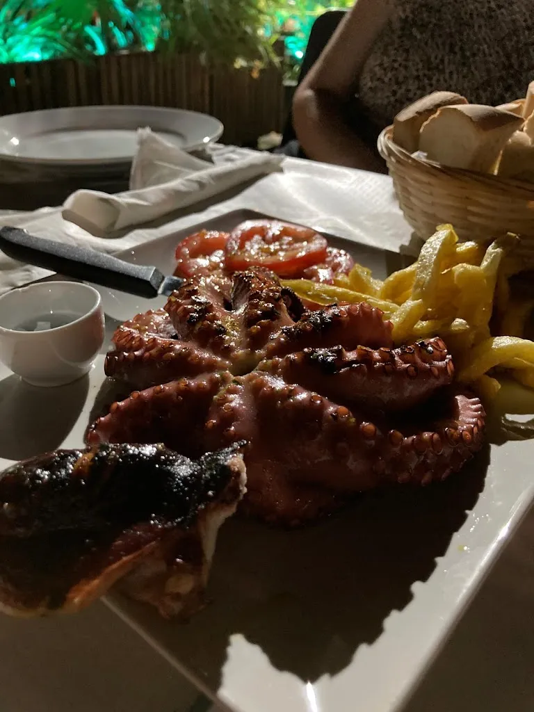 Verónica R.C_Restaurante Asador San Blas_Alburquerque_review