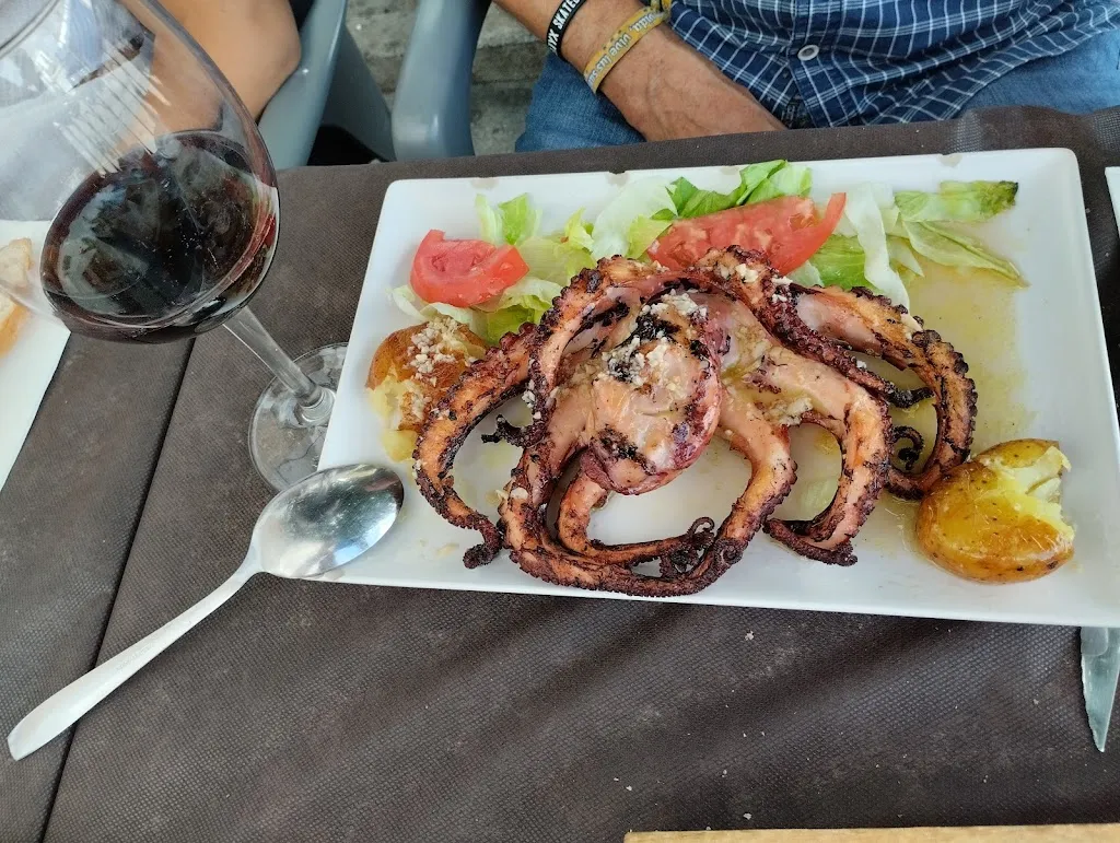 Menu_Cafetería El PORTUGUÉS Restaurante_Alburquerque_image_8