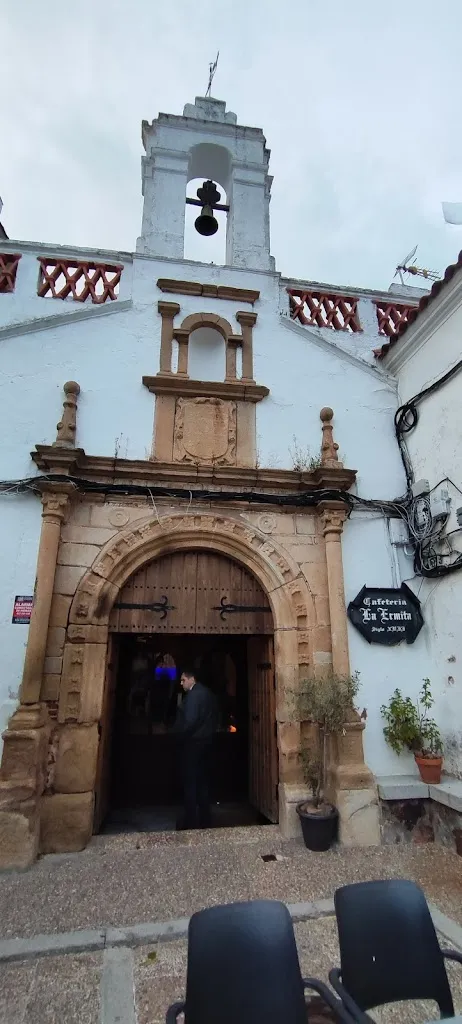 Restaurante Cafetería La Ermita_Alburquerque_slider_image_3