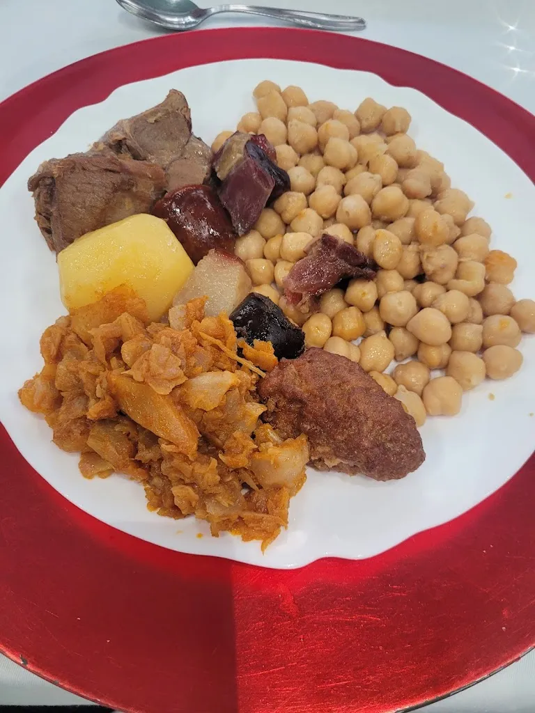 Luis María Ruiz del Portal Lázaro_Centro Segoviano_Alburquerque_review