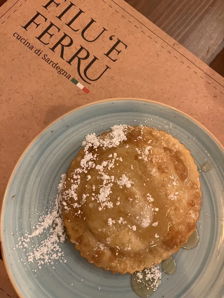 Leonie Marie_Filu 'e Ferru Restaurante tradicional de Cerdeña_Alburquerque_review