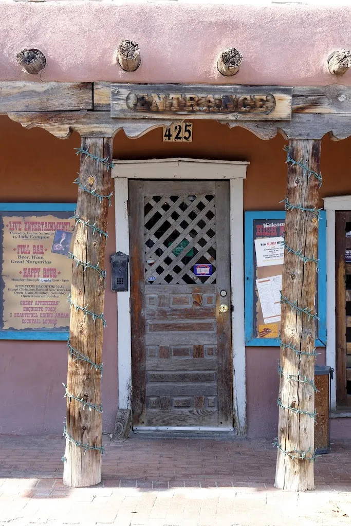 High Noon Restaurant & Saloon restaurant in Alburquerque