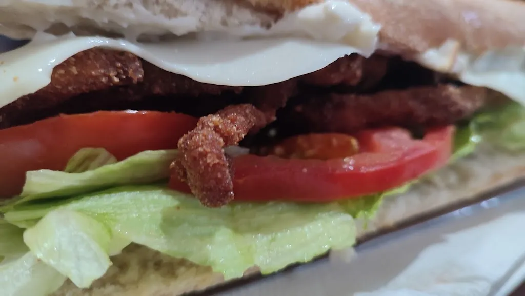 Goio Yubero_Café Bar La Higuera_Alburquerque_recensione