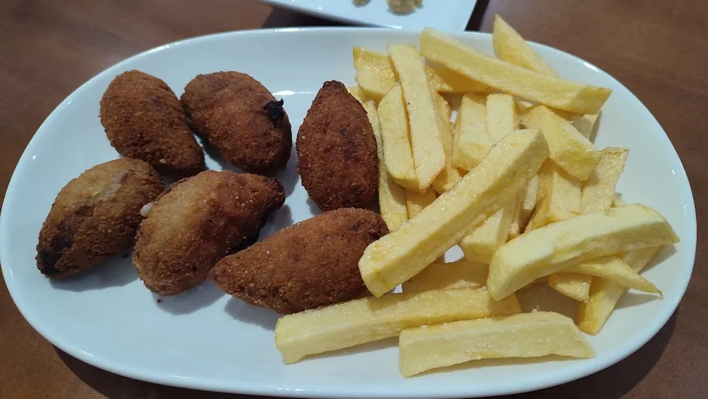 Café Bar La Higuera_Alburquerque_slider_image_3