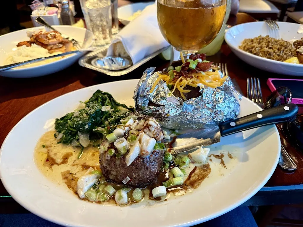 Ernesto Corralejo_Pappadeaux Seafood Kitchen_Alburquerque_review