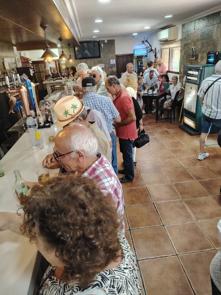 Angel Guerra Exposito_Castillo de Luna Hotel Restaurante_Alburquerque_review