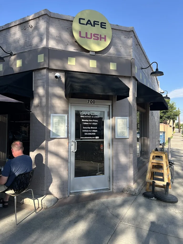 cafe lush restaurant in Alburquerque