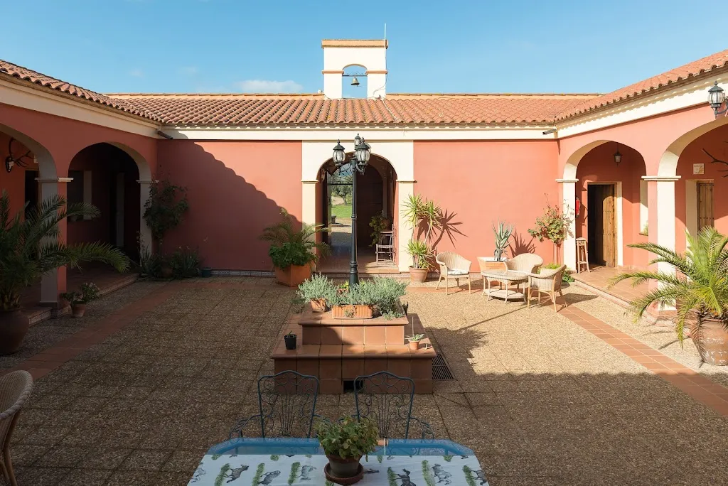 Cortijo Los Cantos_Alburquerque_slider_image_1